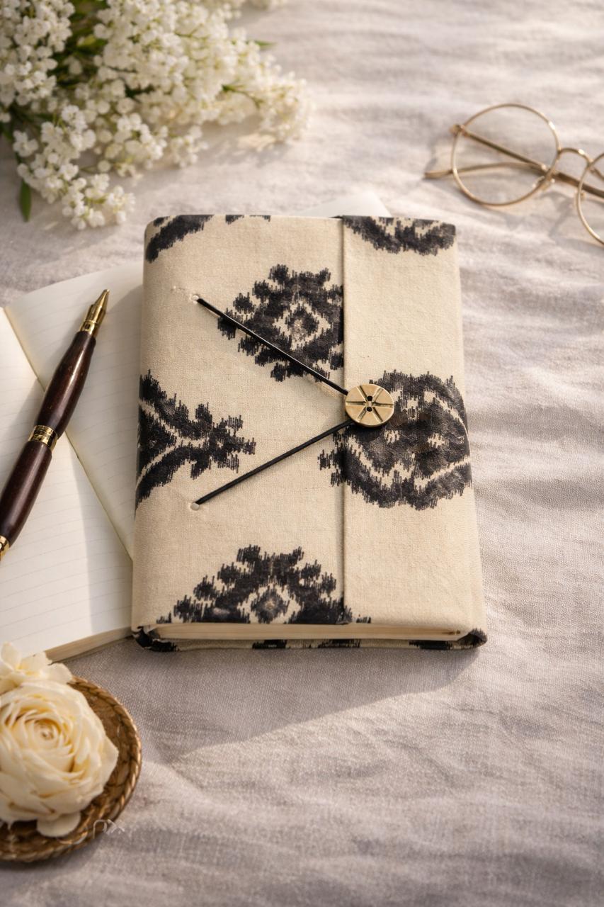 Handblock Handmade Diary – Button Pattern