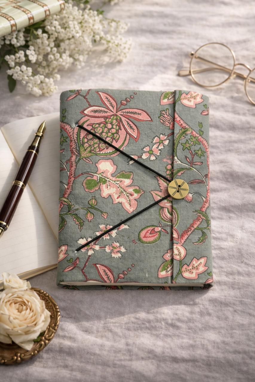 Handblock Handmade Diary – Button Pattern